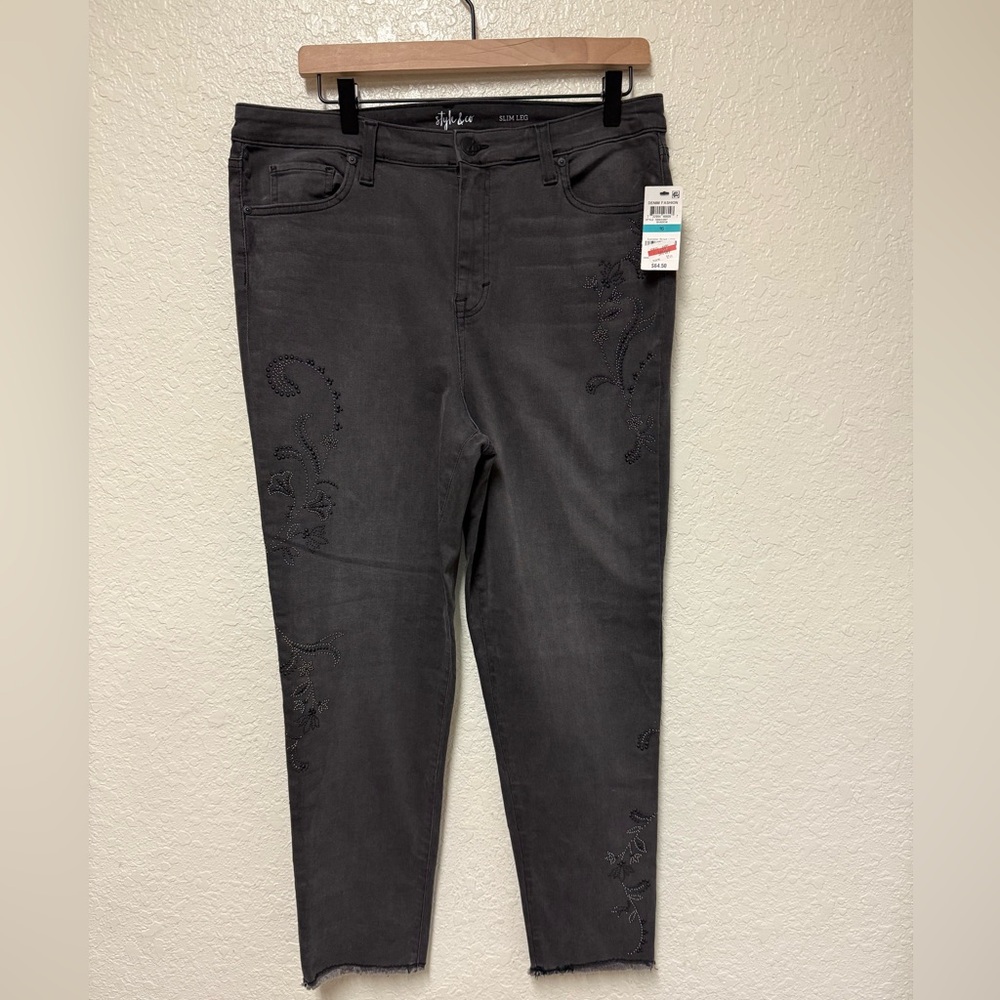 NWT STYLE & CO. Black Embellished Slim Jeans Size 16
